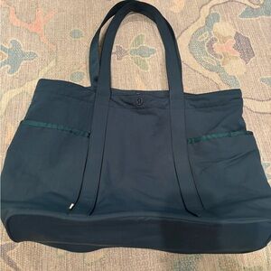Women’s Lululemon Green Tote